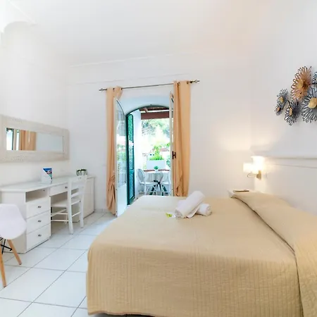 梅洛迪别墅酒店 Forio di Ischia