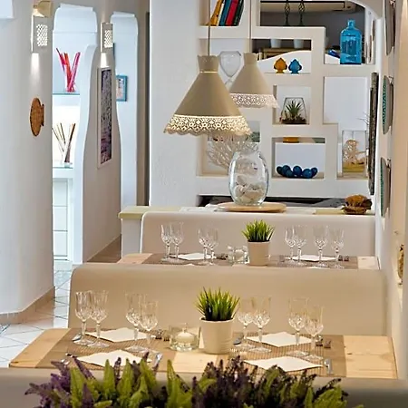 Melodie - Adults Only Otel