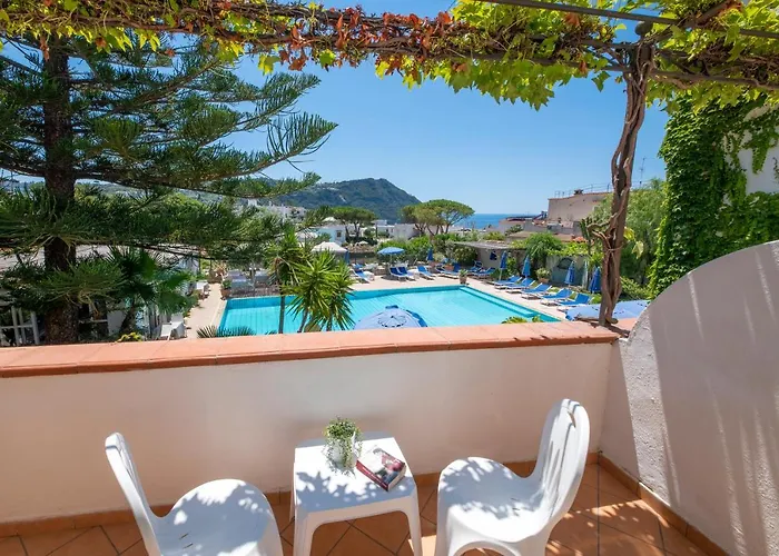 Melodie - Adults Only 3*